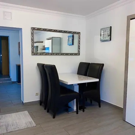 Relax - Ferienwohnung - Monteurwohnung Apartmán